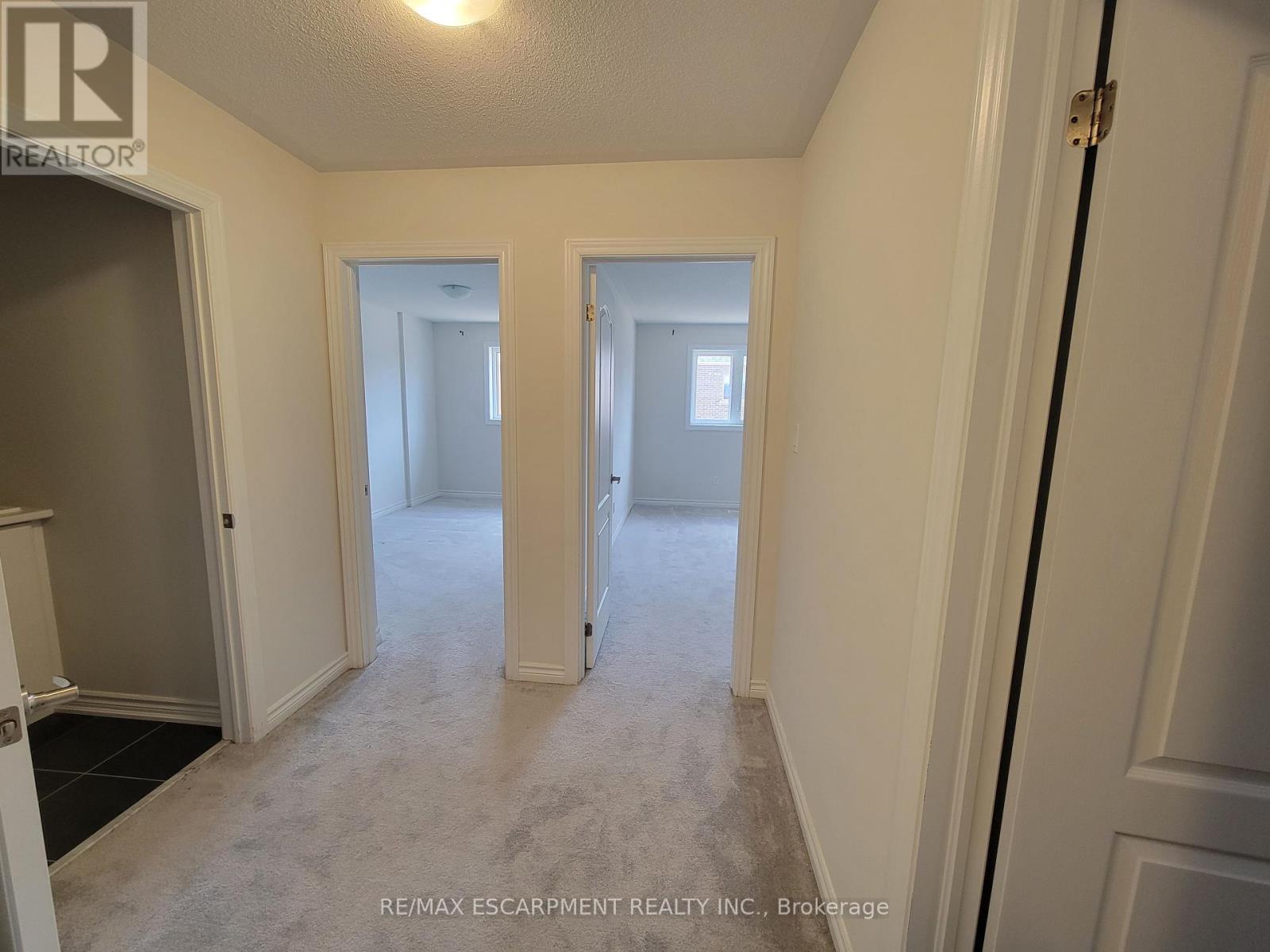 121 Baker Street N, Thorold, Ontario  L2V 0N1 - Photo 20 - X12421098