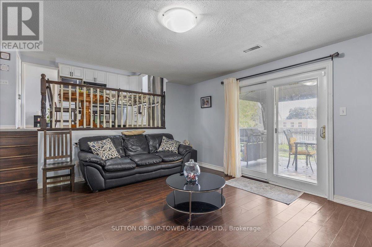 25 Bute Street, North Dumfries, Ontario  N0B 1E0 - Photo 15 - X12421118