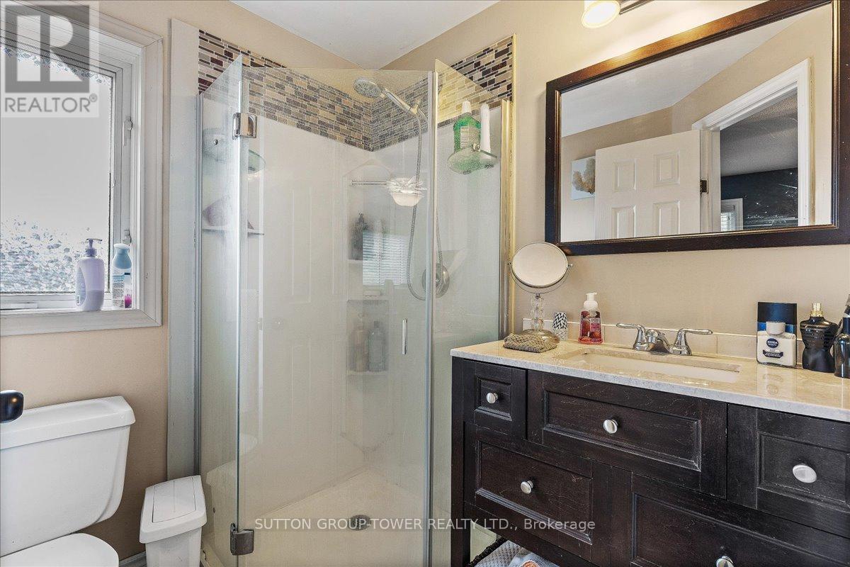 25 Bute Street, North Dumfries, Ontario  N0B 1E0 - Photo 19 - X12421118