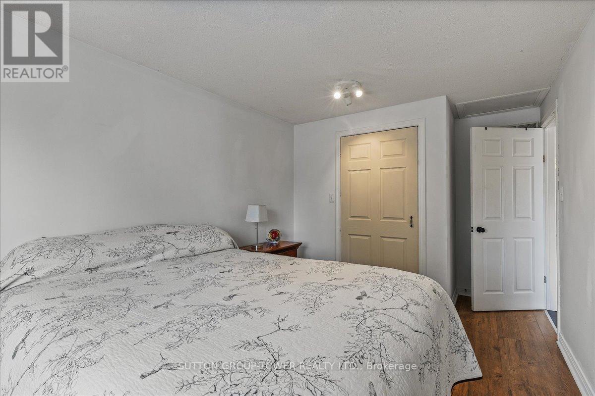 25 Bute Street, North Dumfries, Ontario  N0B 1E0 - Photo 24 - X12421118