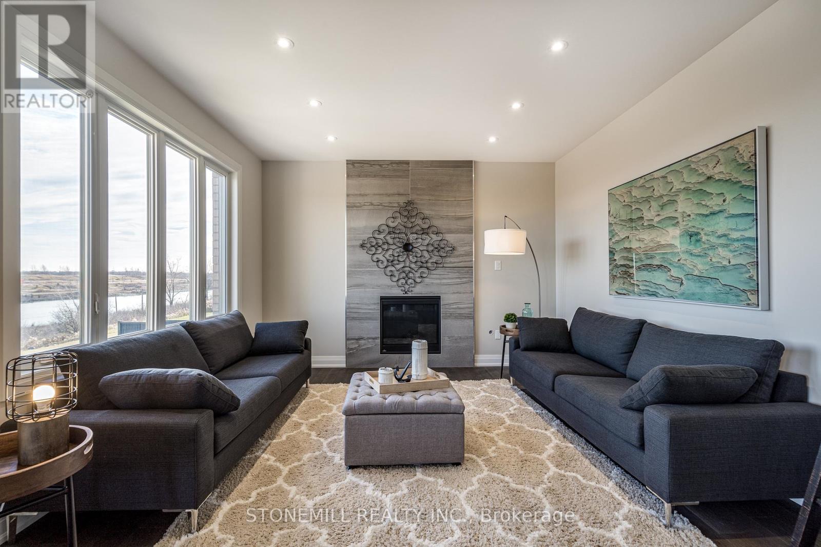156 Shoreview Drive, Welland, Ontario  L3B 0H3 - Photo 17 - X12421143