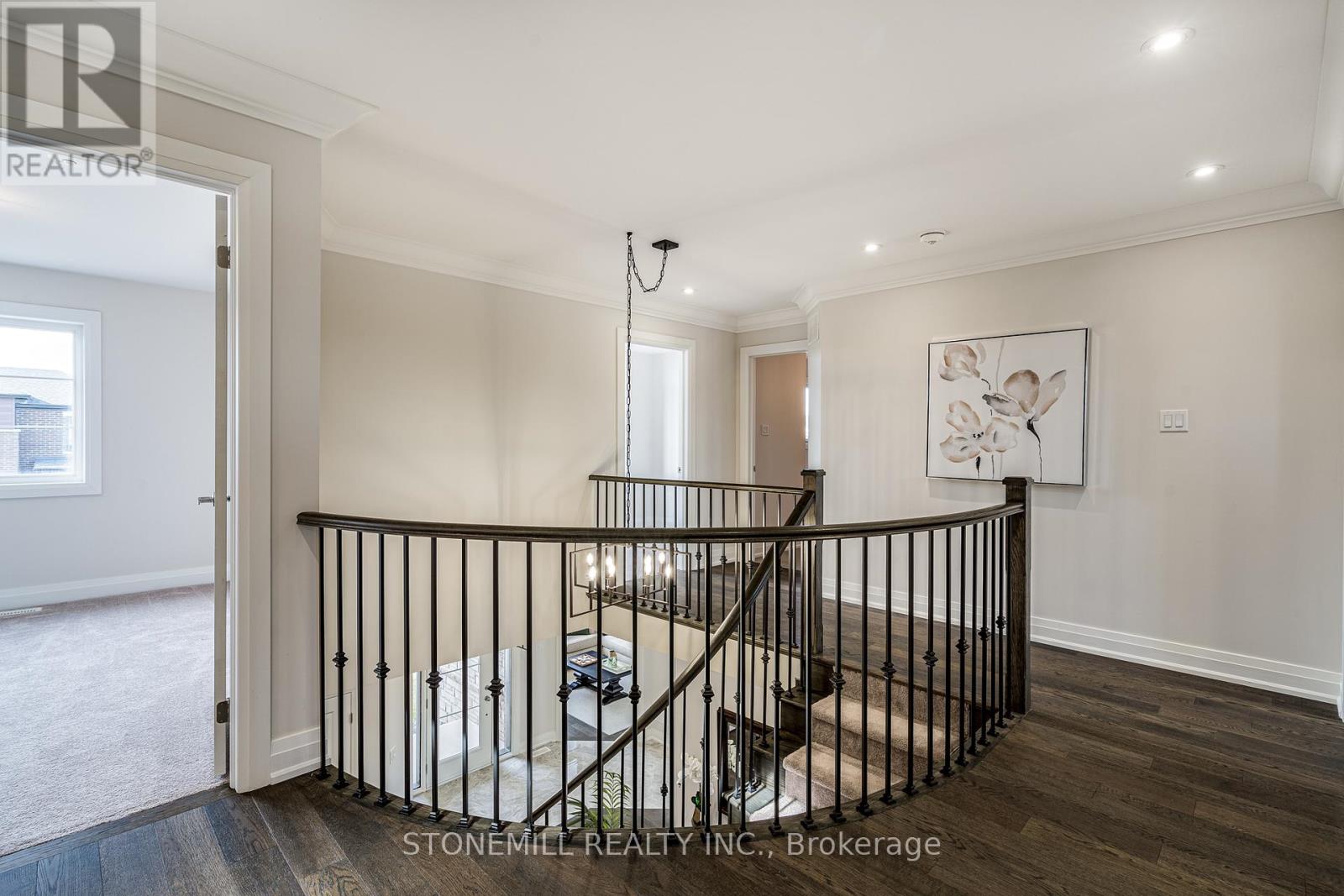156 Shoreview Drive, Welland, Ontario  L3B 0H3 - Photo 21 - X12421143