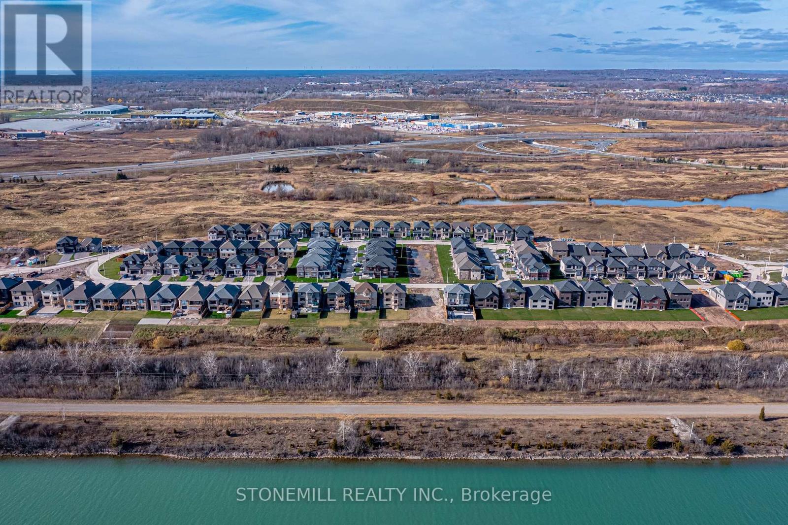 156 Shoreview Drive, Welland, Ontario  L3B 0H3 - Photo 35 - X12421143
