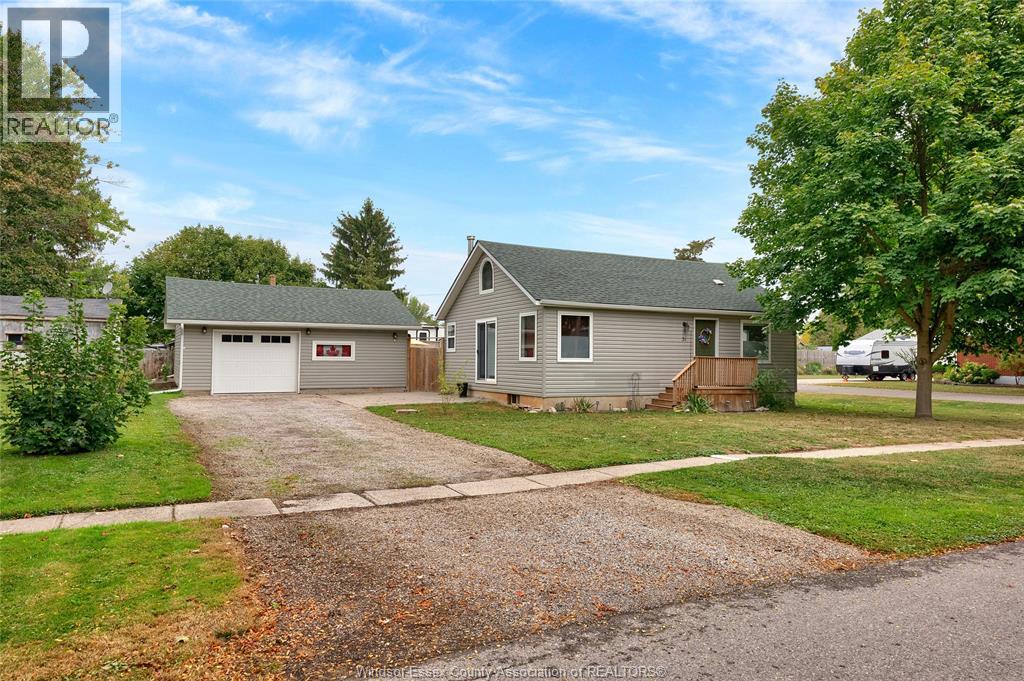 51 York Street, Ridgetown, Ontario  N0P 2C0 - Photo 1 - 25024234