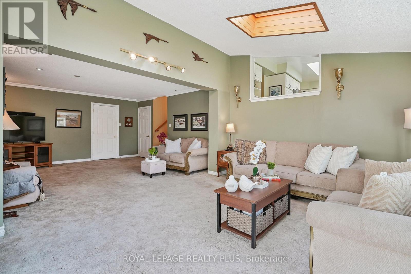 2335 Wyandotte Drive, Oakville, Ontario  L6L 2T4 - Photo 24 - W12412960