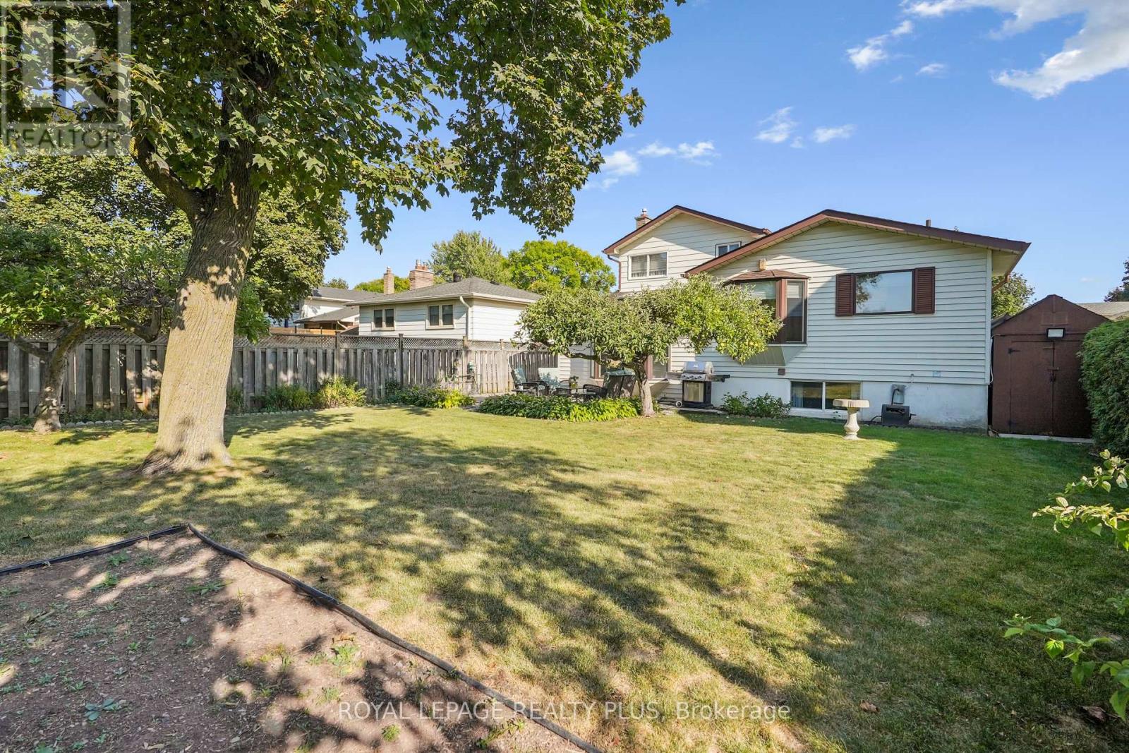 2335 Wyandotte Drive, Oakville, Ontario  L6L 2T4 - Photo 45 - W12412960