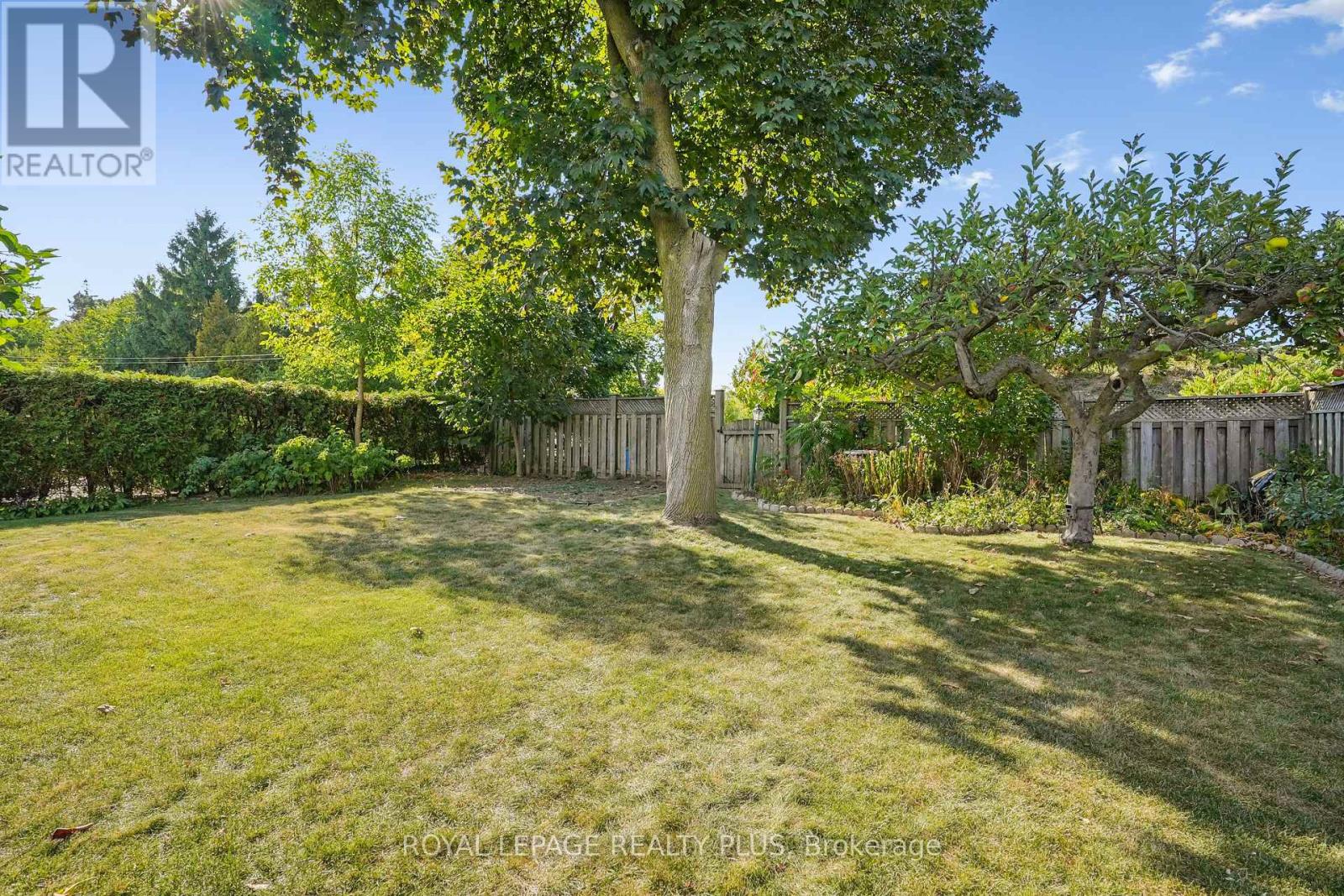 2335 Wyandotte Drive, Oakville, Ontario  L6L 2T4 - Photo 43 - W12412960