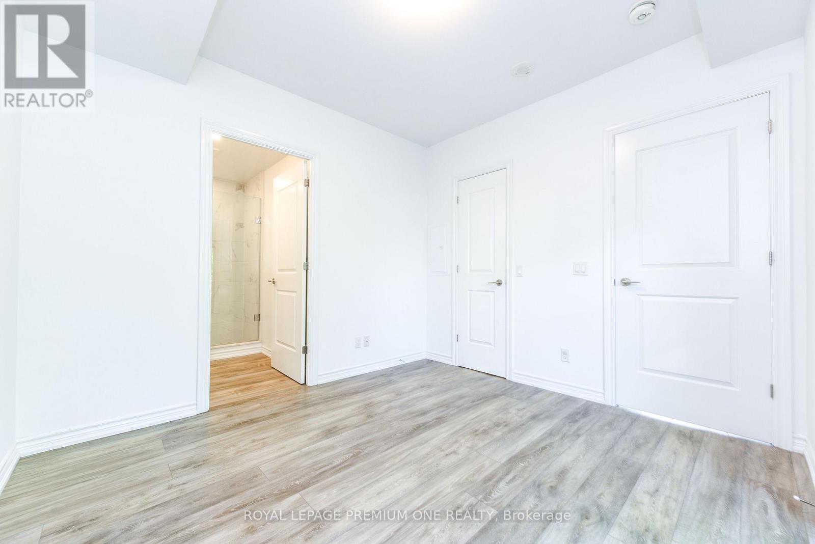 205 - 571 Prince Edward Drive N, Toronto, Ontario  M8X 0A1 - Photo 42 - W12410876