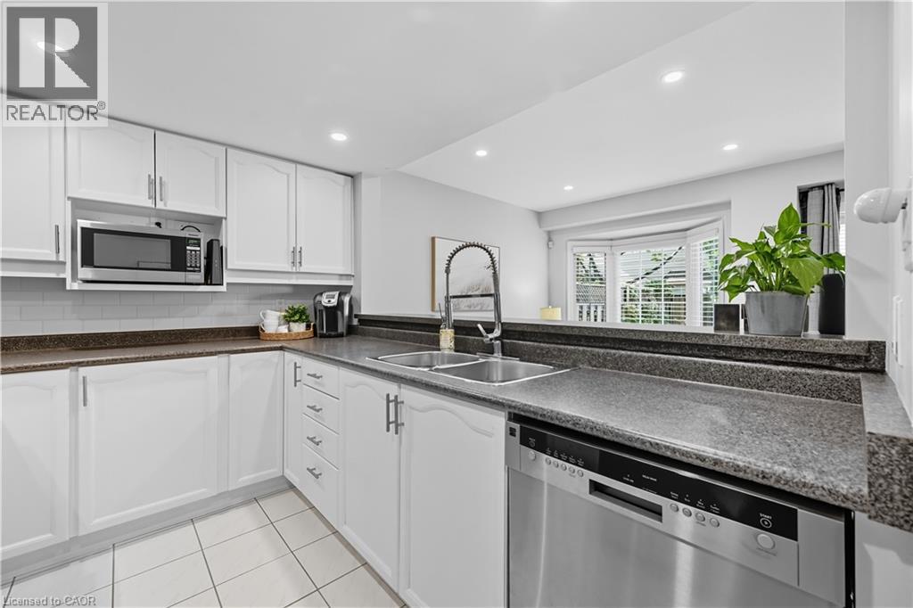 3333 New Street Unit# 92, Burlington, Ontario  L7N 1N1 - Photo 12 - 40772486