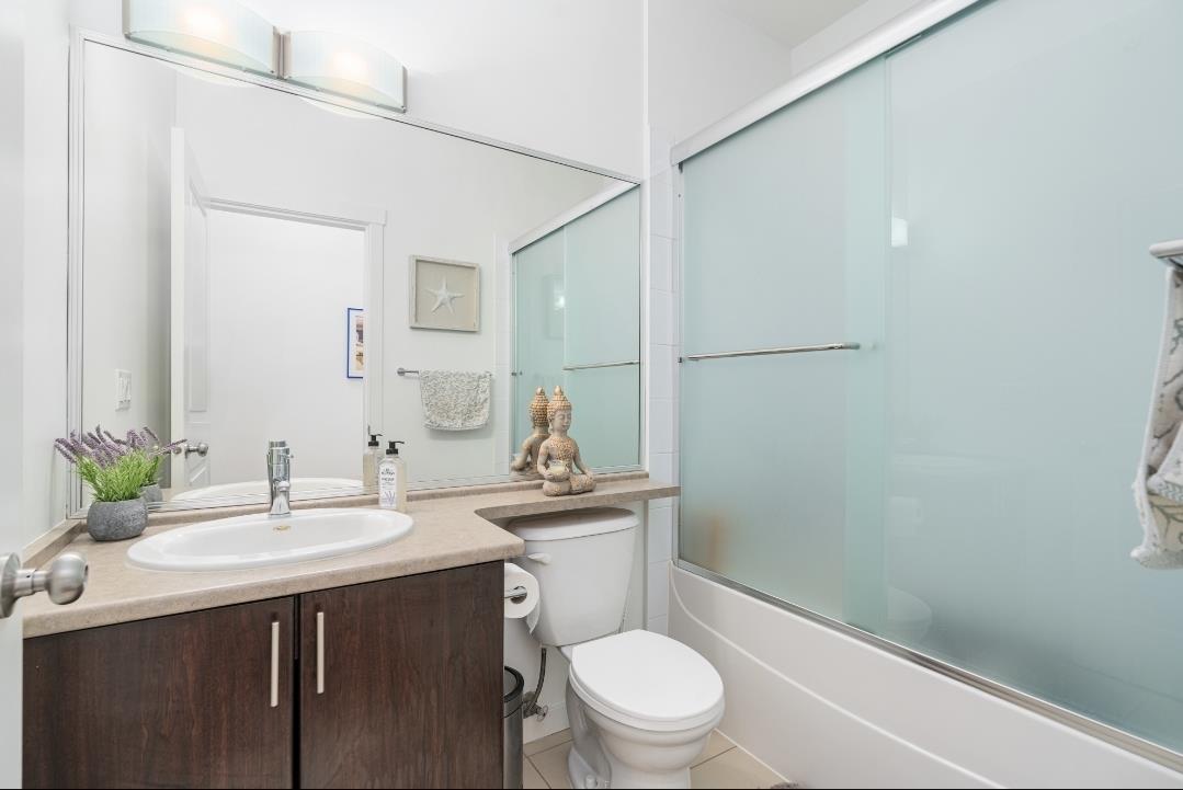 403 14960 102a Avenue, Surrey, British Columbia  V3R 6A3 - Photo 17 - R3048069