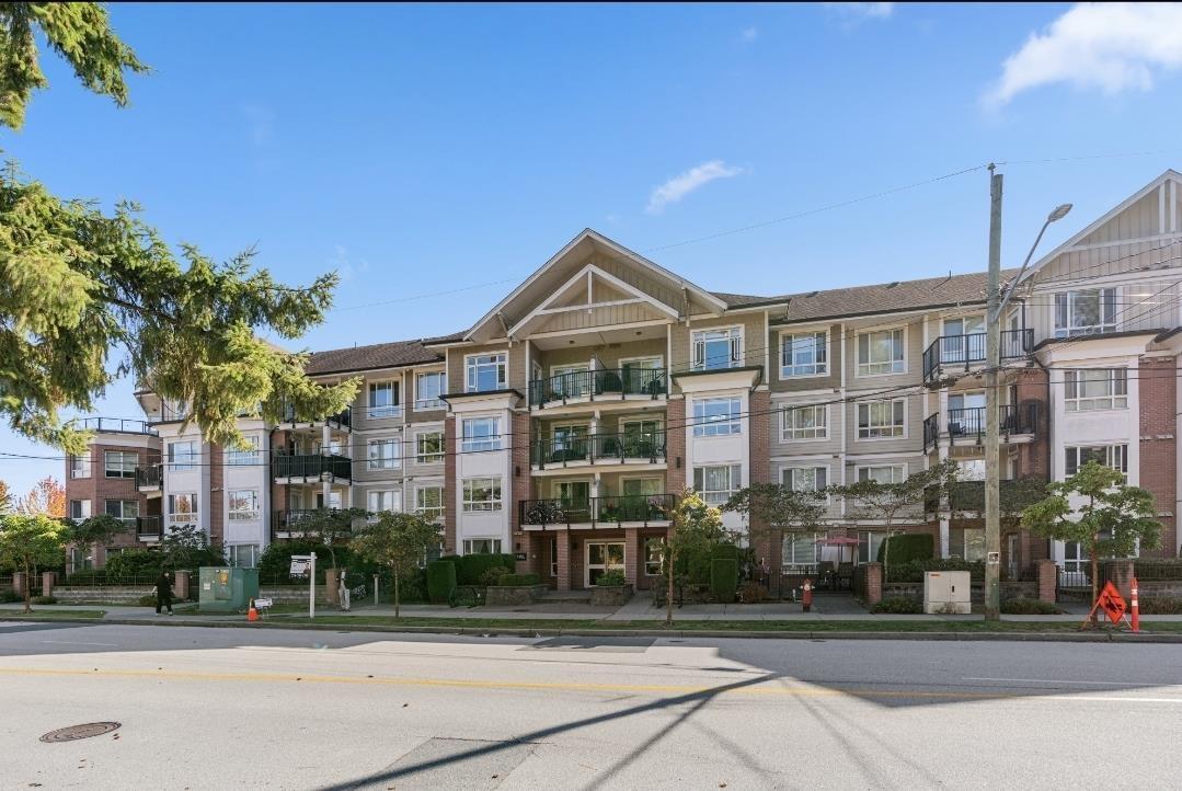 403 14960 102a Avenue, Surrey, British Columbia  V3R 6A3 - Photo 2 - R3048069
