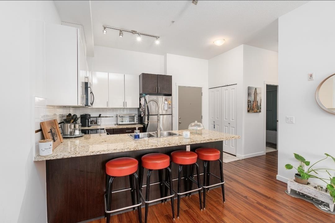 403 14960 102a Avenue, Surrey, British Columbia  V3R 6A3 - Photo 7 - R3048069