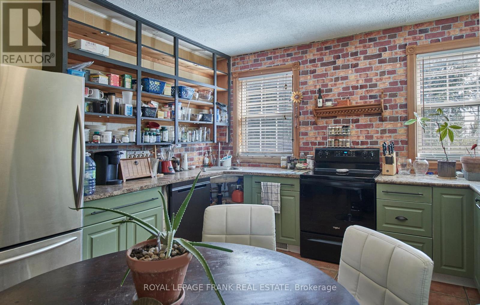 2009 Maple Grove Road, Clarington, Ontario  L1C 6M9 - Photo 4 - E12421287
