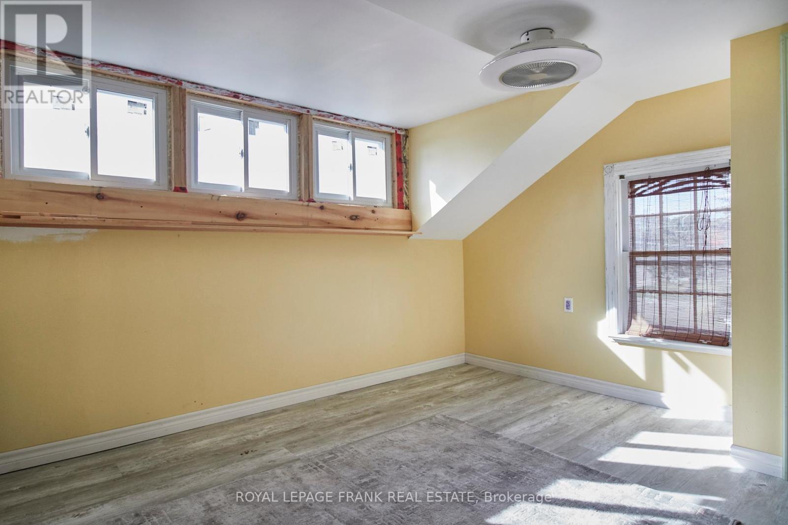 2009 Maple Grove Road, Clarington, Ontario  L1C 6M9 - Photo 7 - E12421287