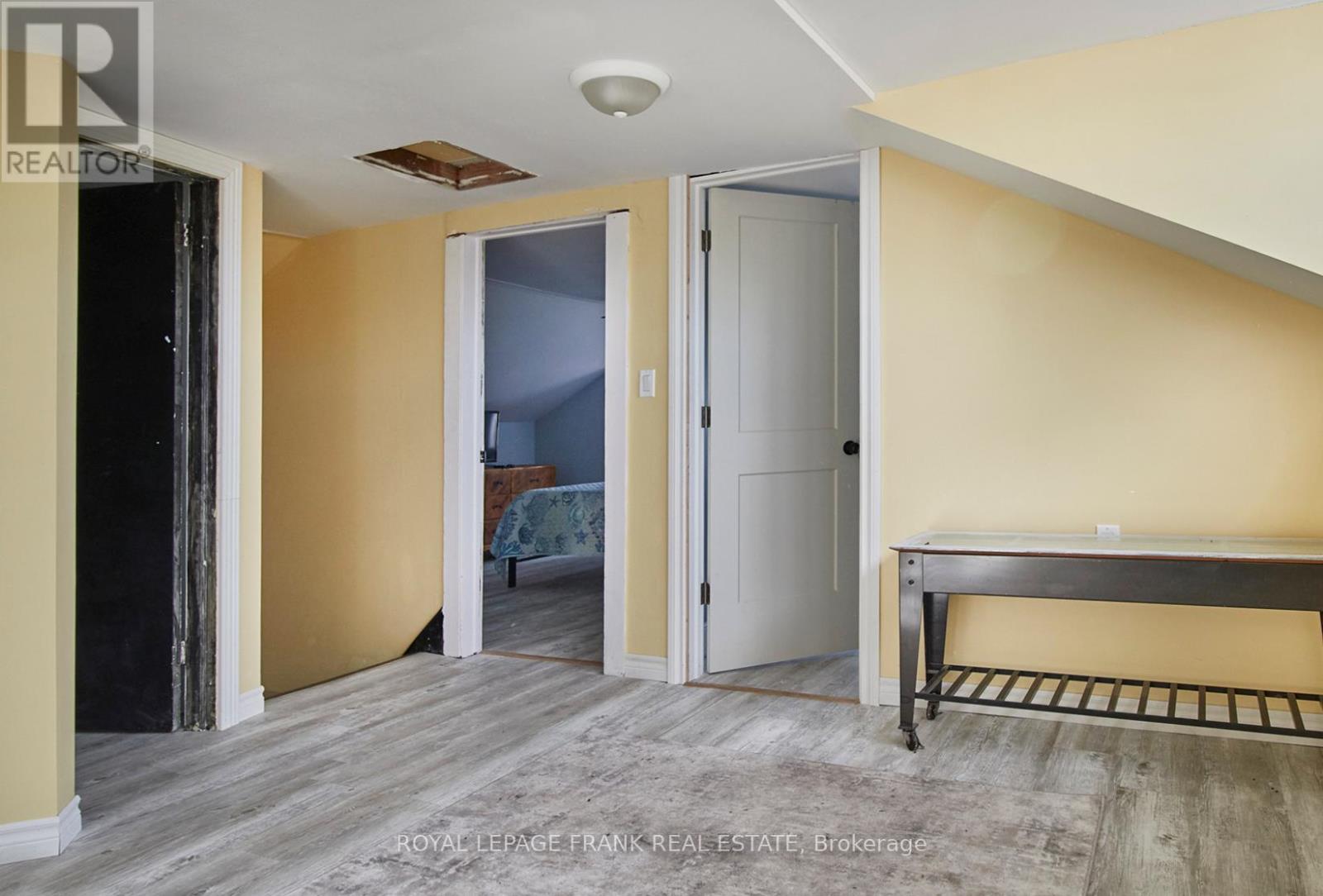 2009 Maple Grove Road, Clarington, Ontario  L1C 6M9 - Photo 8 - E12421287