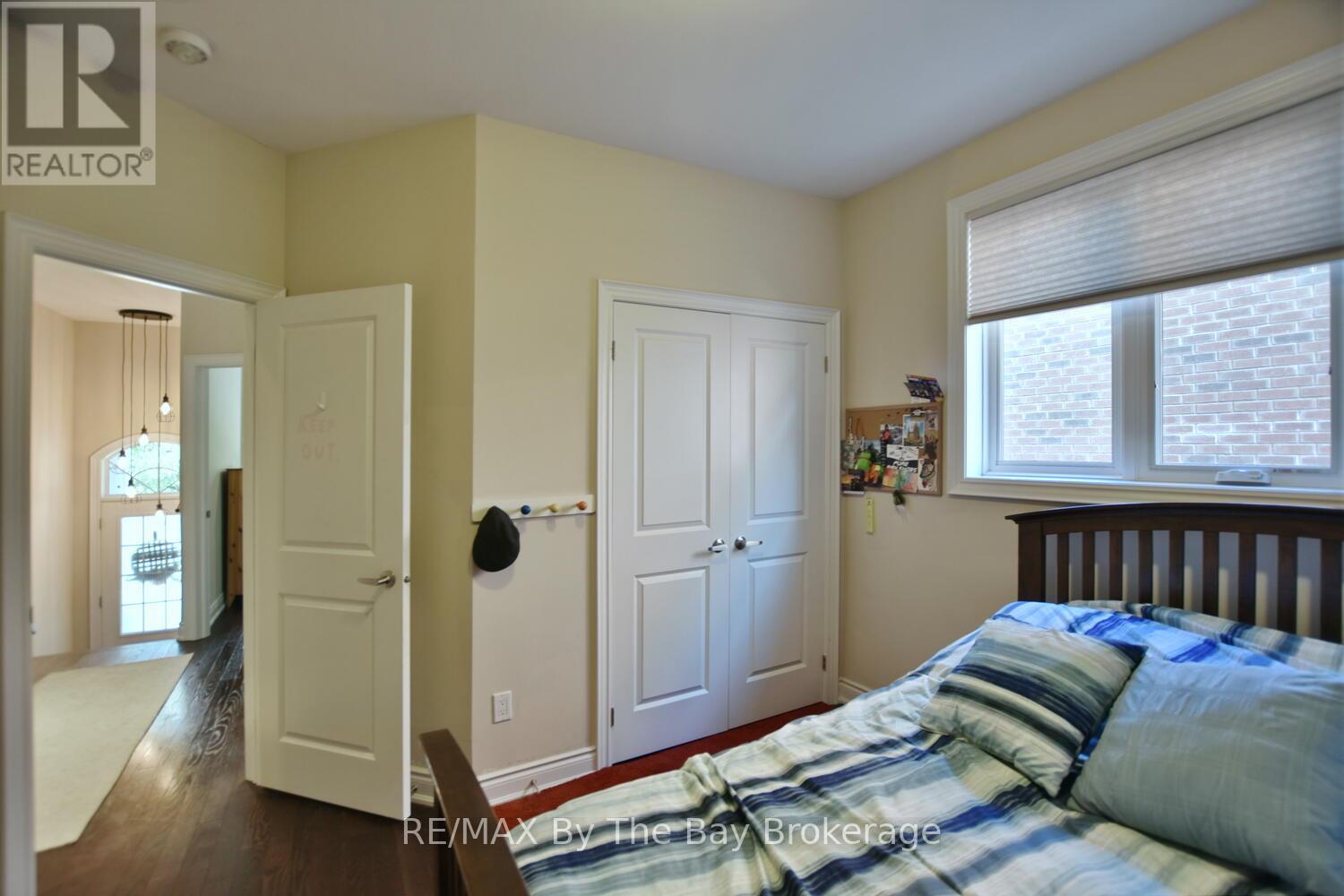 71 48th Street S, Wasaga Beach, Ontario  L9Z 2Z8 - Photo 14 - S12416827