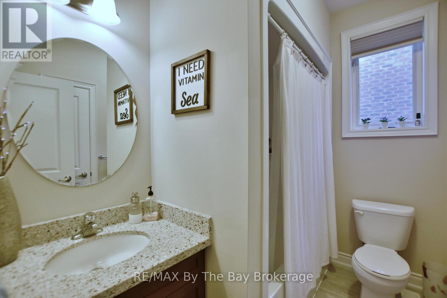 71 48th Street S, Wasaga Beach, Ontario  L9Z 2Z8 - Photo 12 - S12416827
