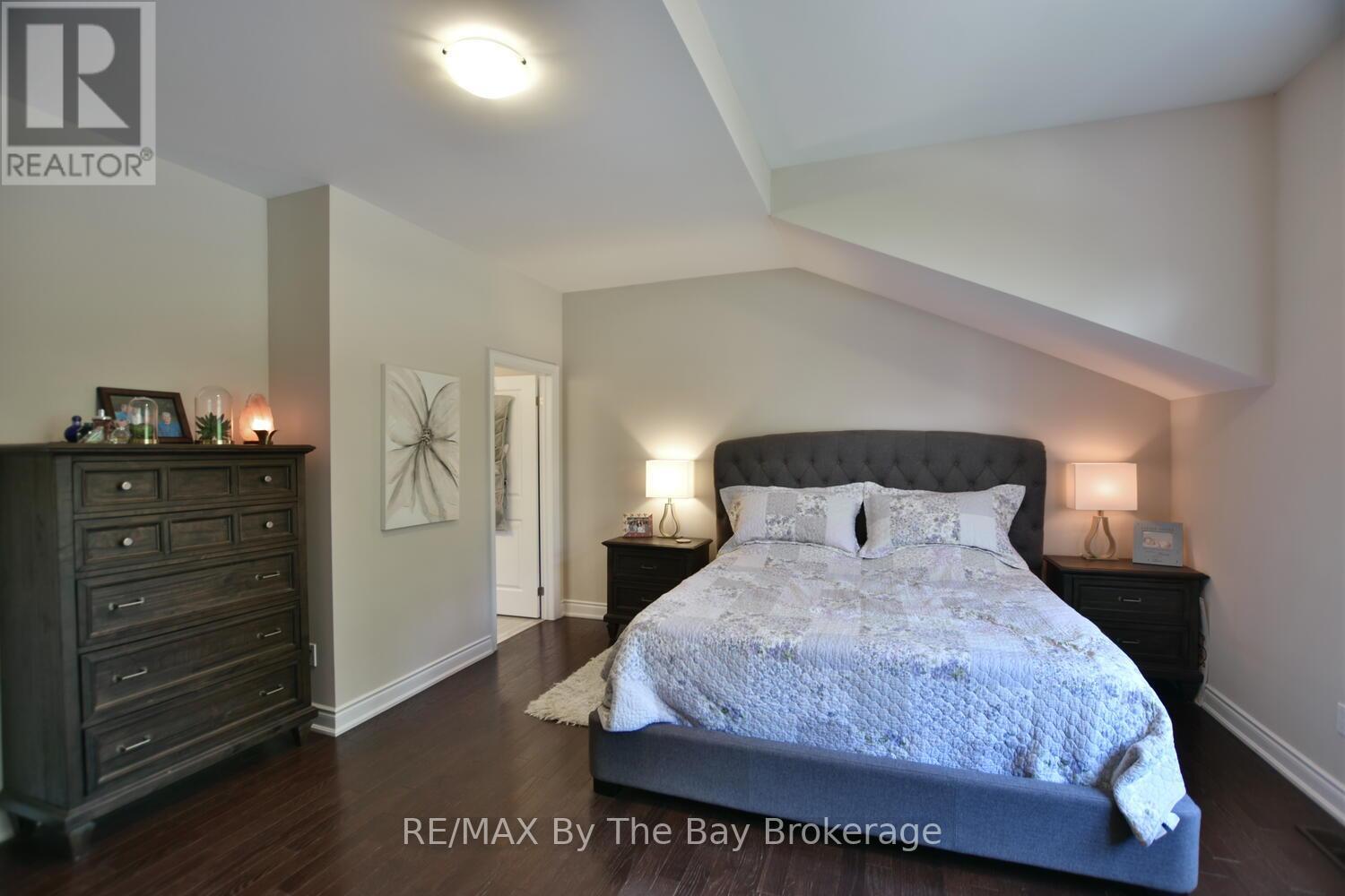 71 48th Street S, Wasaga Beach, Ontario  L9Z 2Z8 - Photo 29 - S12416827