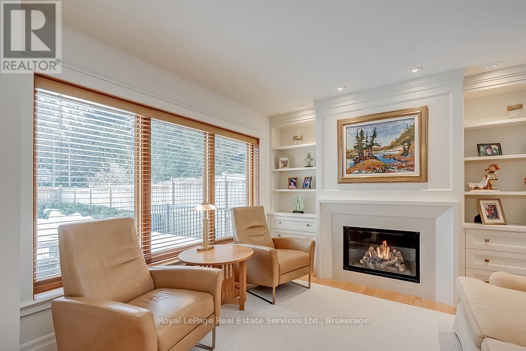 69 Allan Street, Oakville, Ontario  L6J 3M7 - Photo 20 - W12421337