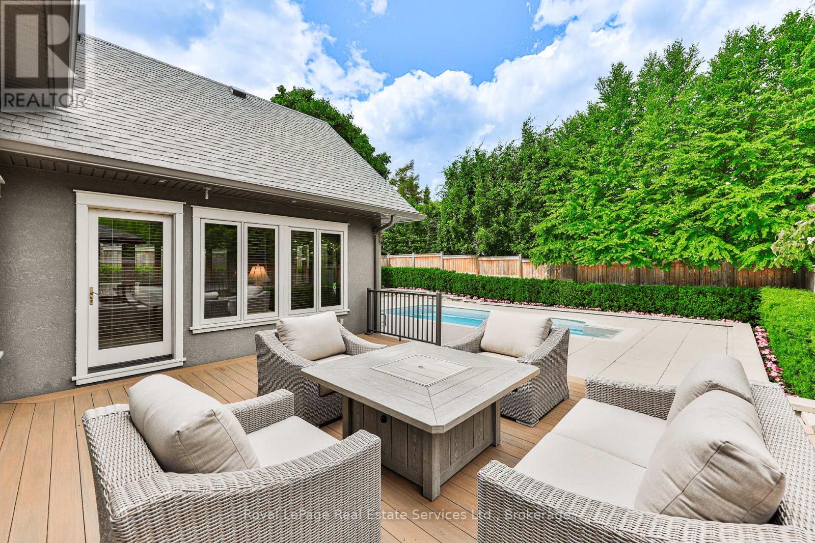 69 Allan Street, Oakville, Ontario  L6J 3M7 - Photo 33 - W12421337