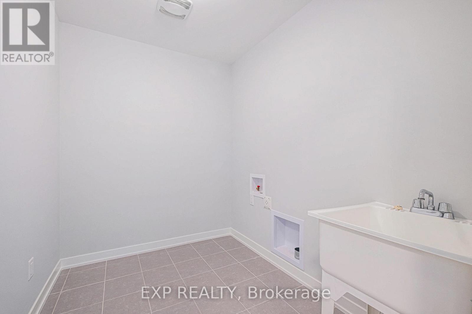 1020 Charolais Place, Ottawa, Ontario  K0A 2Z0 - Photo 15 - X12421290