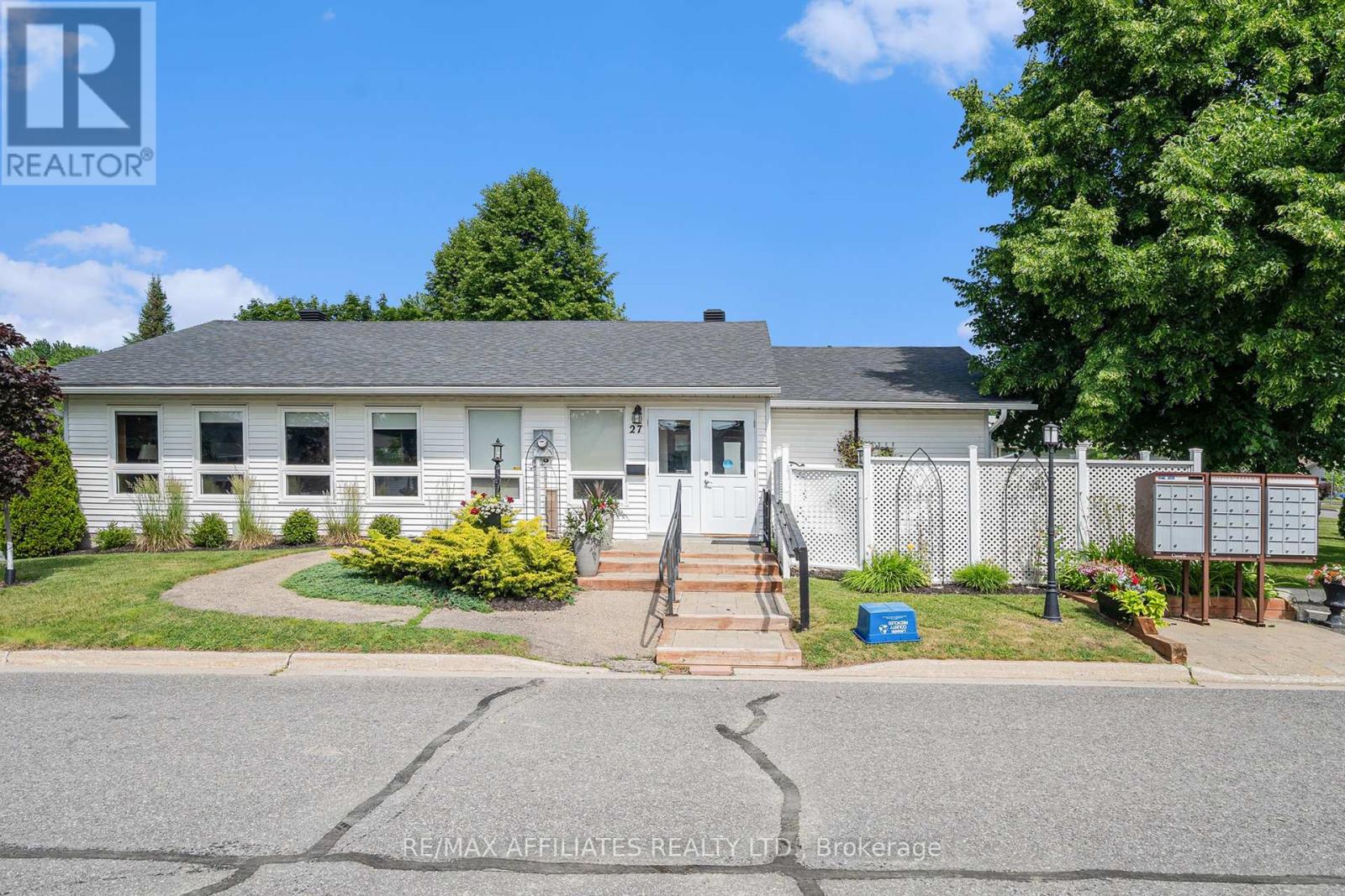 48 - 16 Lally Lane, Perth, Ontario  K7H 3M3 - Photo 23 - X12421357
