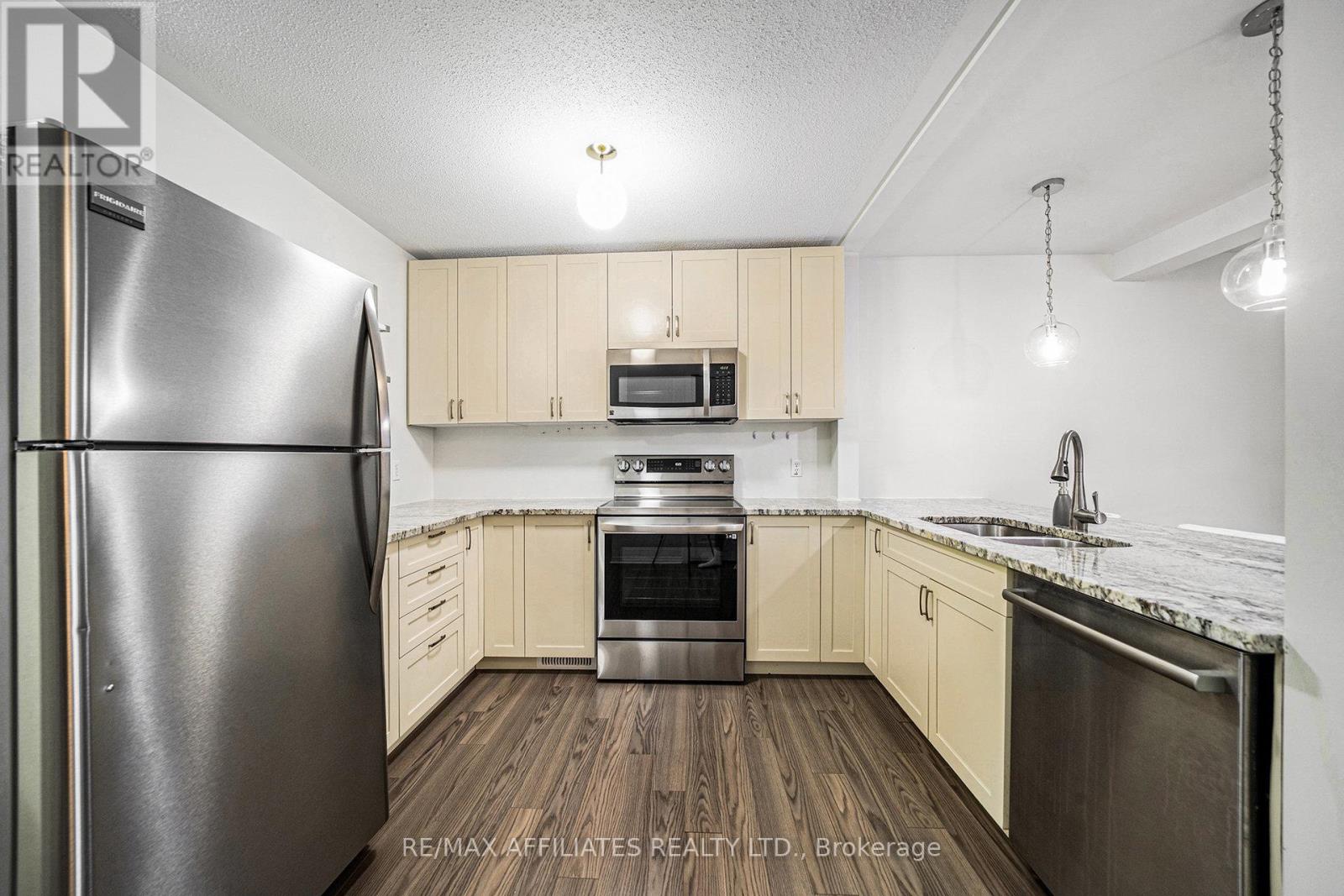 48 - 16 Lally Lane, Perth, Ontario  K7H 3M3 - Photo 8 - X12421357