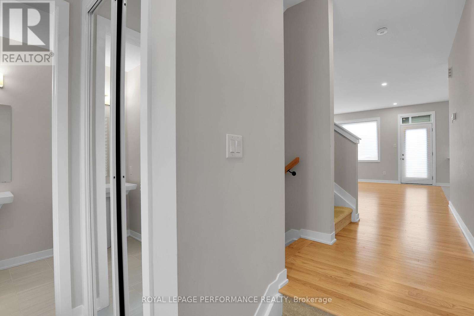 94 Pizzicato Street, Ottawa, Ontario  K1W 0E1 - Photo 5 - X12421373