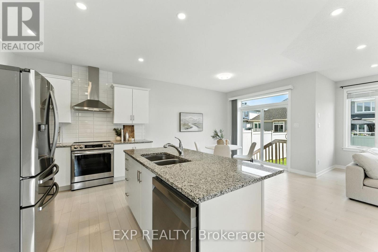 641 Rouncey Road, Ottawa, Ontario  K2V 0P4 - Photo 7 - X12421375
