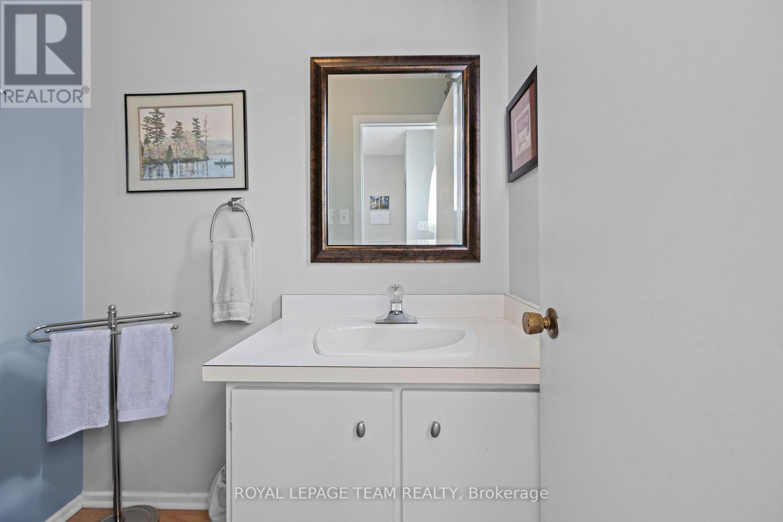 2486 Regina Street, Ottawa, Ontario  K2B 6X5 - Photo 22 - X12421380