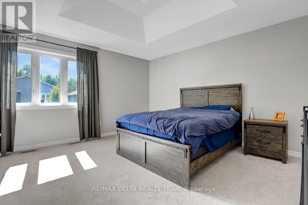 80 Settlement Lane, Russell, Ontario  K4R 0A4 - Photo 20 - X12421389
