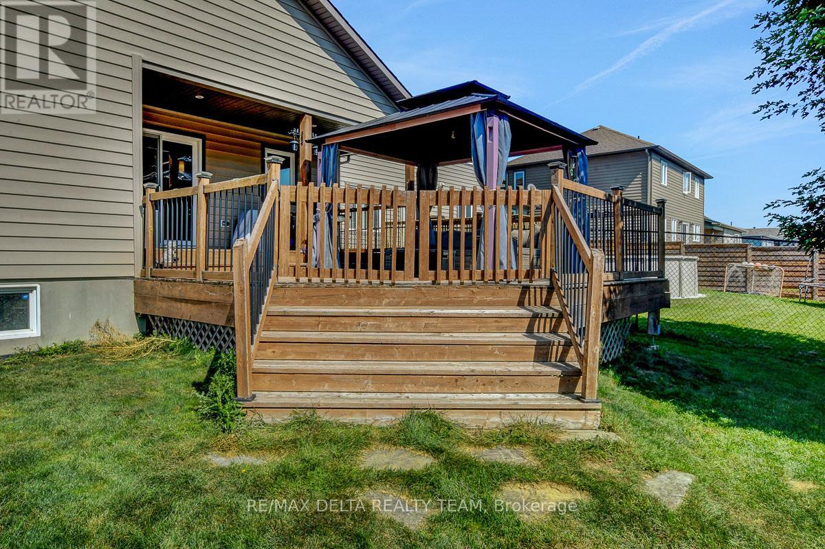 80 Settlement Lane, Russell, Ontario  K4R 0A4 - Photo 46 - X12421389