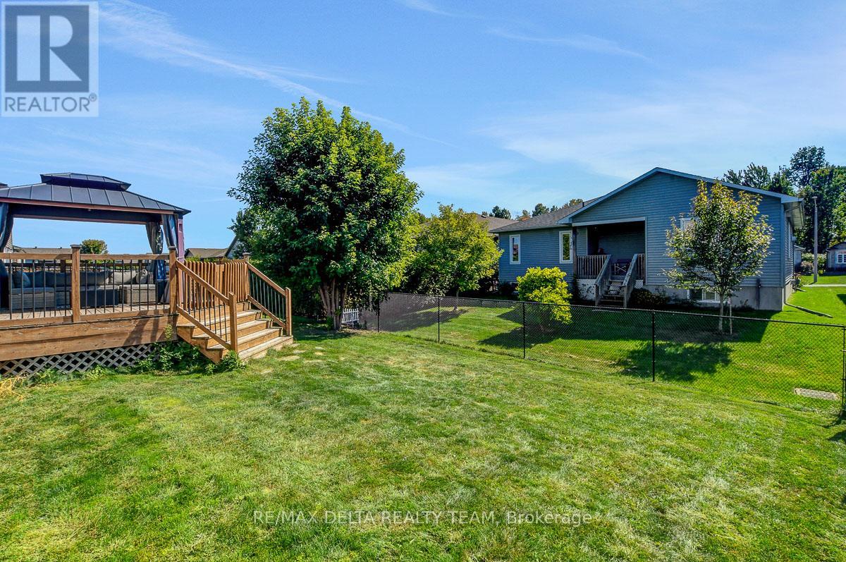 80 Settlement Lane, Russell, Ontario  K4R 0A4 - Photo 48 - X12421389