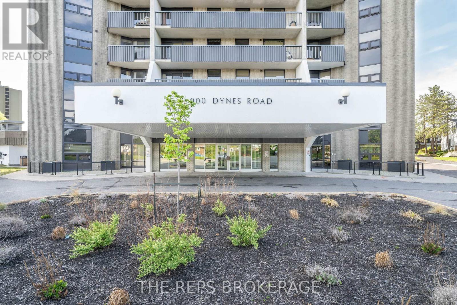 2001 - 900 DYNES ROAD, ottawa, Ontario