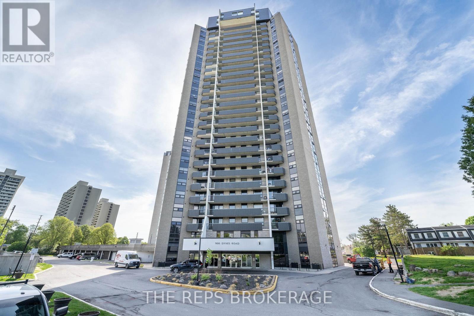2001 - 900 Dynes Road, Ottawa, Ontario  K2C 3L6 - Photo 2 - X12421400