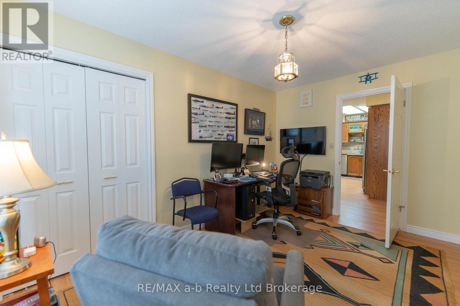 53 Hawkins Crescent, Tillsonburg, Ontario  N4G 5K6 - Photo 21 - X12421291
