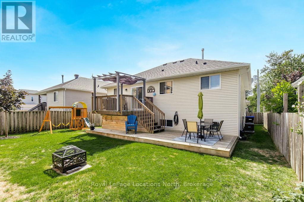 115 58th Street S, Wasaga Beach, Ontario  L9Z 2Z1 - Photo 29 - S12421359