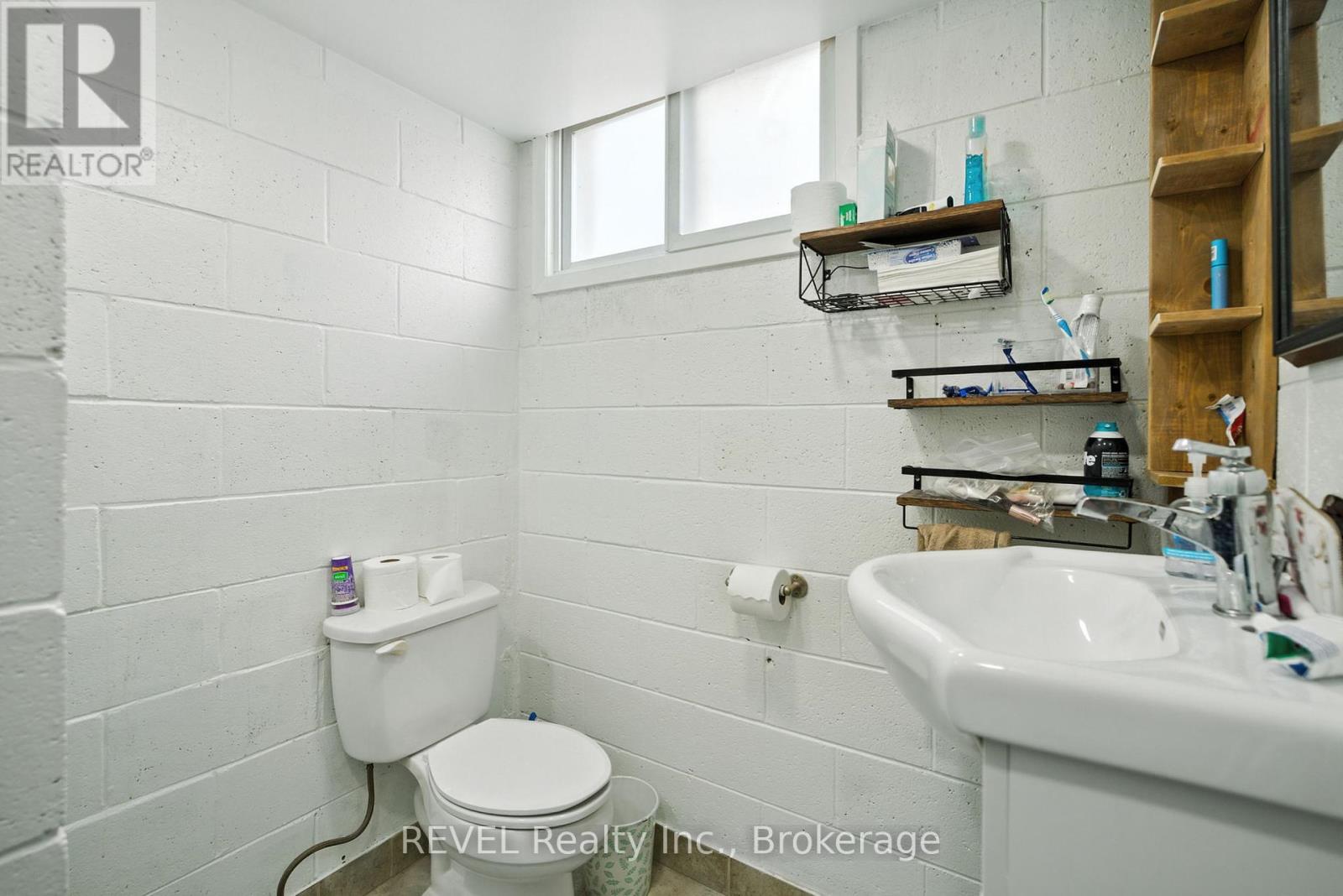 46 Collier Road S, Thorold, Ontario  L2V 3T1 - Photo 19 - X12421262