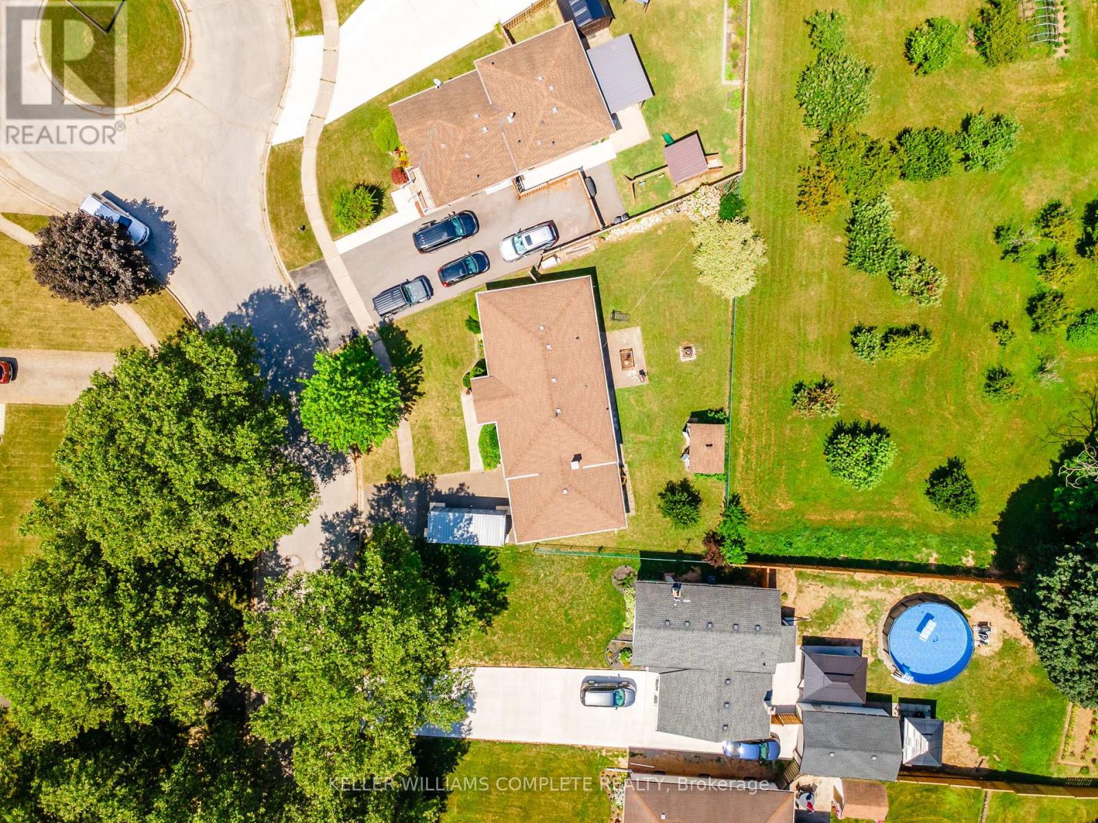 5712 Sunnylea Crescent, Niagara Falls, Ontario  L2G 2R9 - Photo 4 - X12421280