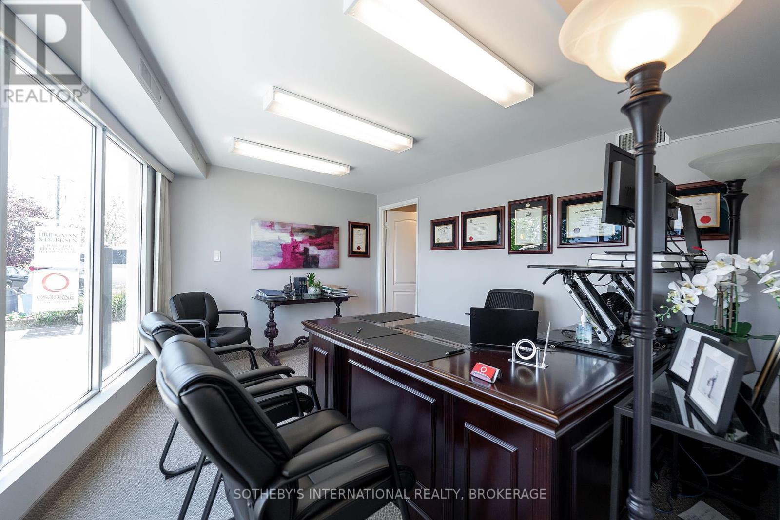 5 Race Street, St. Catharines, Ontario  L2R 3M1 - Photo 33 - X12421403