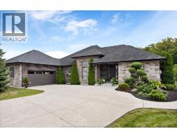 8409 AALBERS CRESCENT, Amherstburg, Ontario