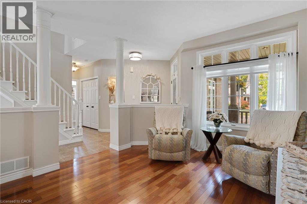 Property at 40 LEMONWOOD Place image 5