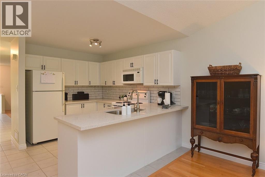 243 Fennell Avenue E Unit# 13, Hamilton, Ontario  L9A 1S8 - Photo 17 - 40772699