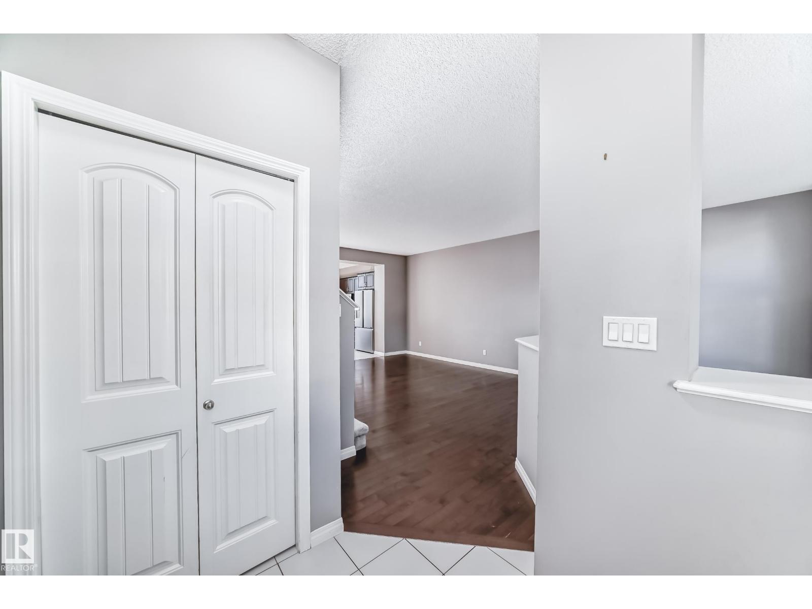 3116 Arthurs Cr Sw, Edmonton, Alberta  T6W 2H7 - Photo 4 - E4459051
