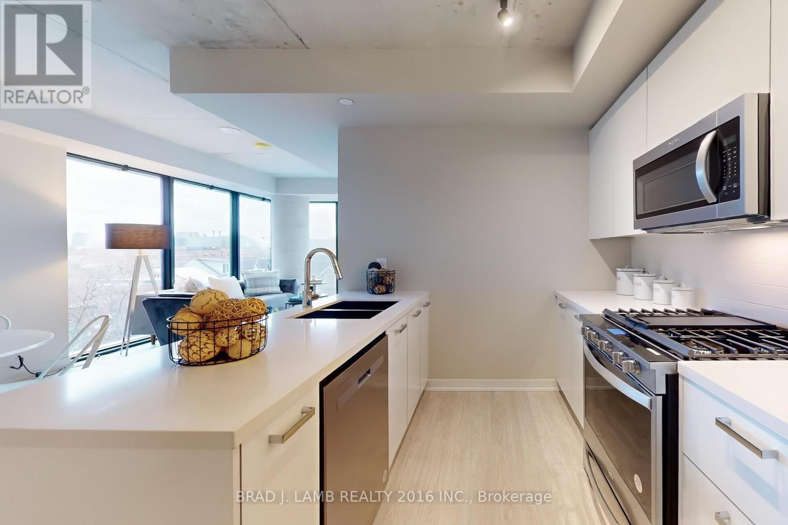 318 - 195 Mccaul Street, Toronto, Ontario  M5T 0E5 - Photo 11 - C12421199