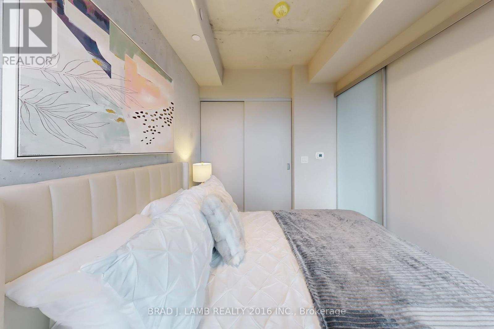 318 - 195 Mccaul Street, Toronto, Ontario  M5T 0E5 - Photo 21 - C12421199