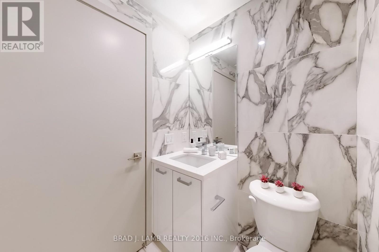 318 - 195 Mccaul Street, Toronto, Ontario  M5T 0E5 - Photo 23 - C12421199
