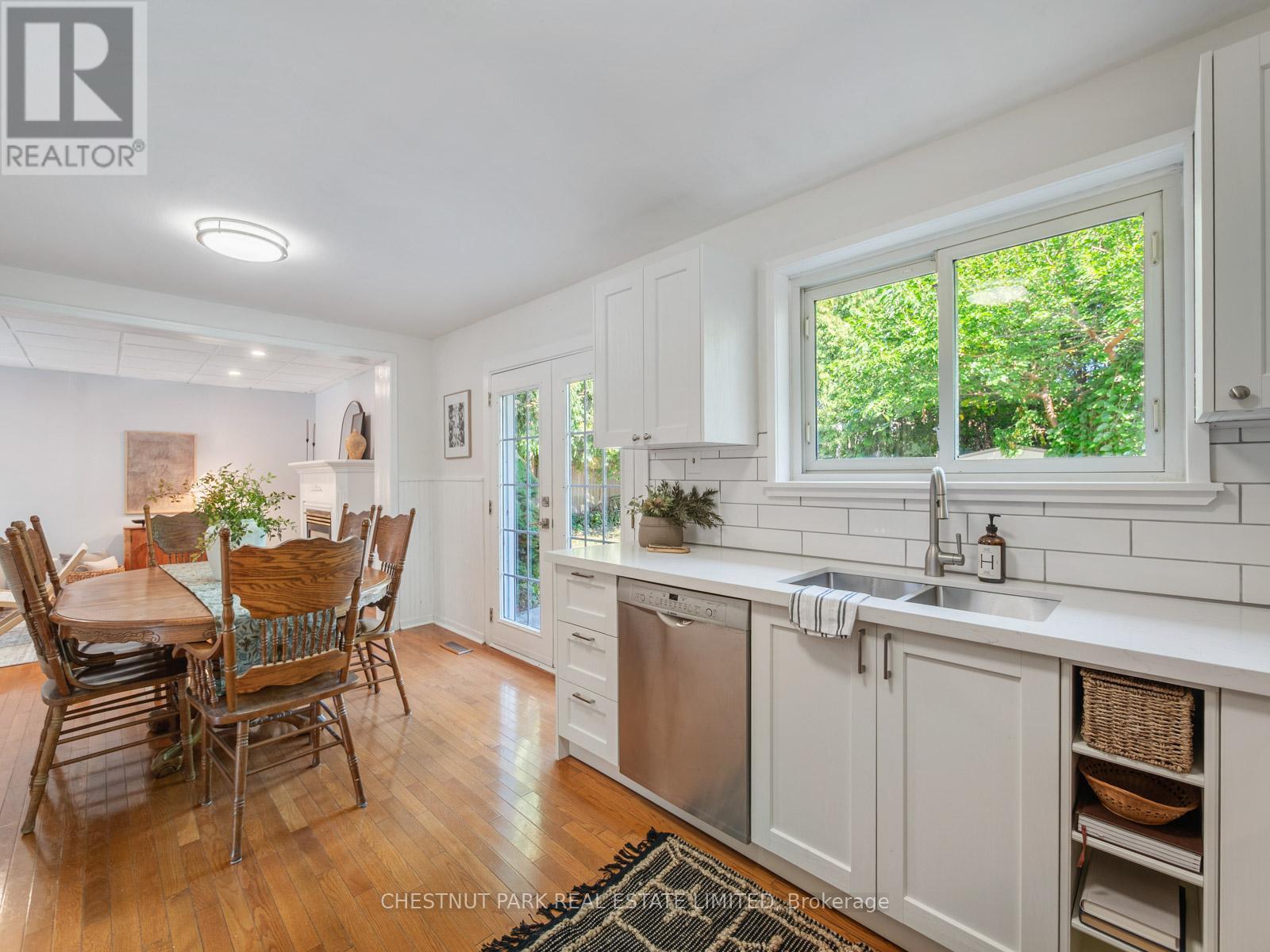 284 Hollyberry Trail, Toronto, Ontario  M2H 2P4 - Photo 12 - C12421203