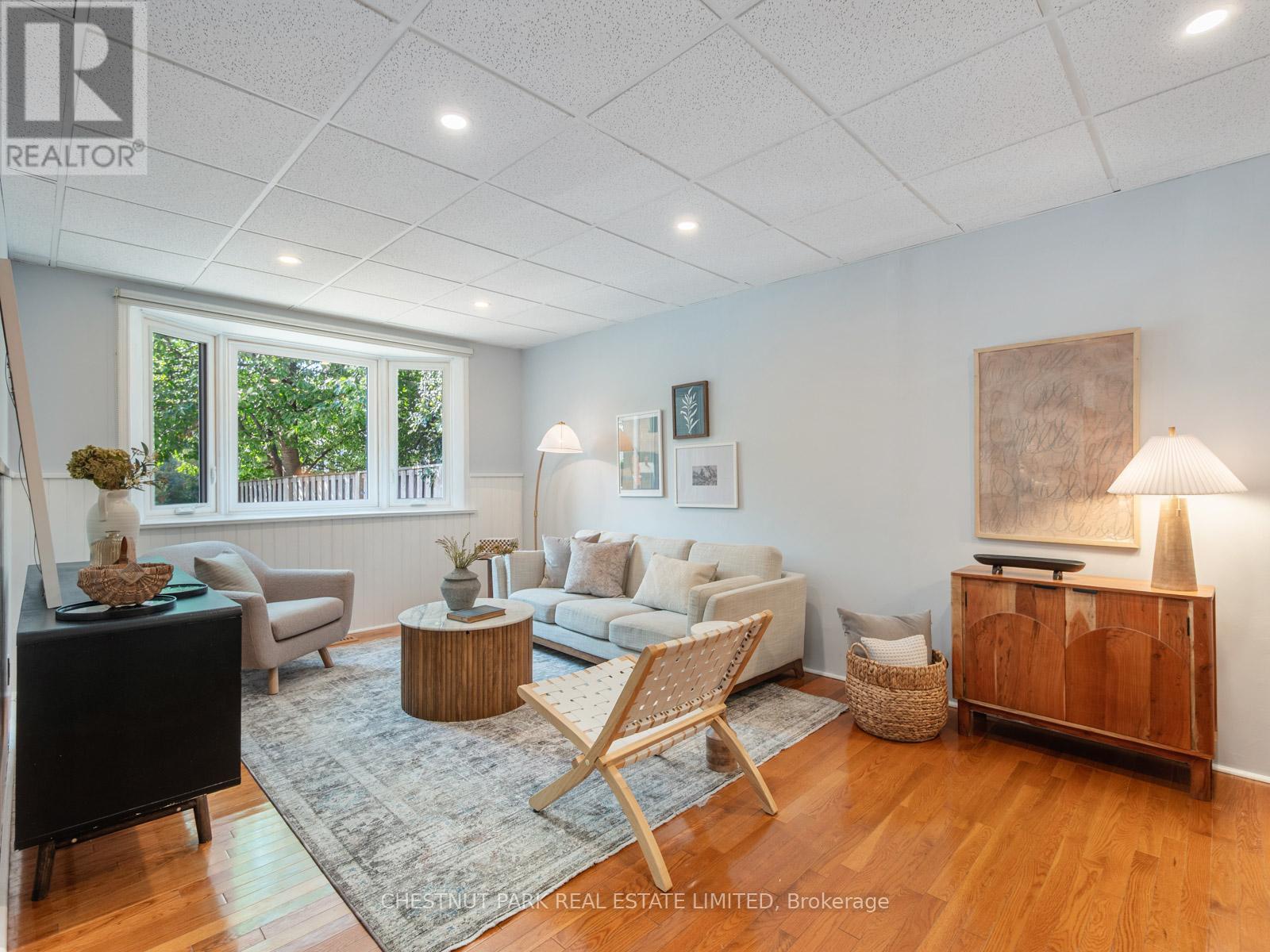 284 Hollyberry Trail, Toronto, Ontario  M2H 2P4 - Photo 15 - C12421203