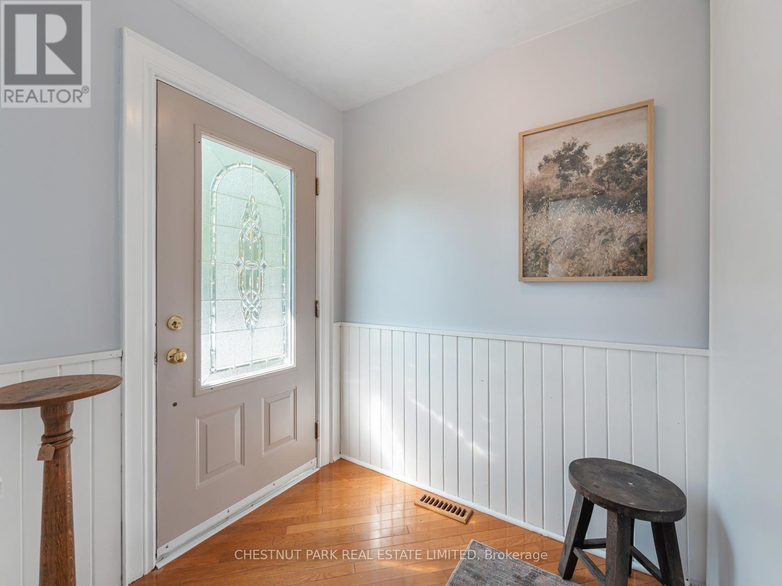 284 Hollyberry Trail, Toronto, Ontario  M2H 2P4 - Photo 3 - C12421203
